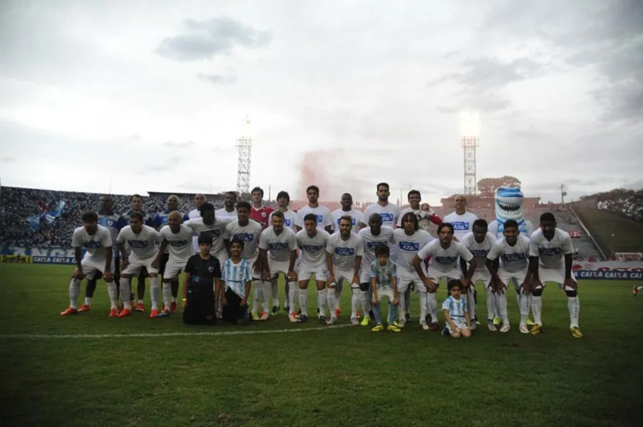 FALTA POUCO - Londrina larga na frente na decisão