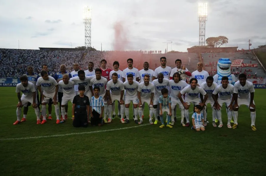 FALTA POUCO - Londrina larga na frente na decisão