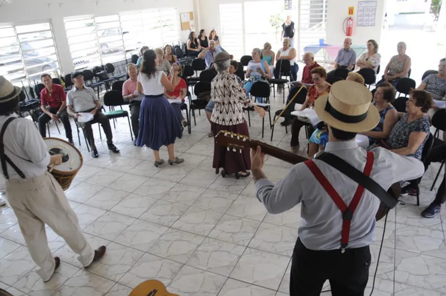 Música para relembrar as origens