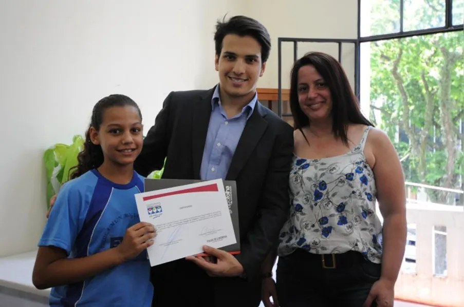 Folha Cidadania premia vencedores de concursos