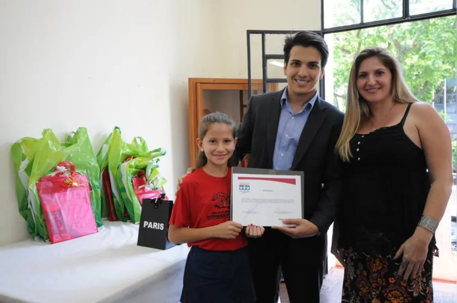 Folha Cidadania premia vencedores de concursos