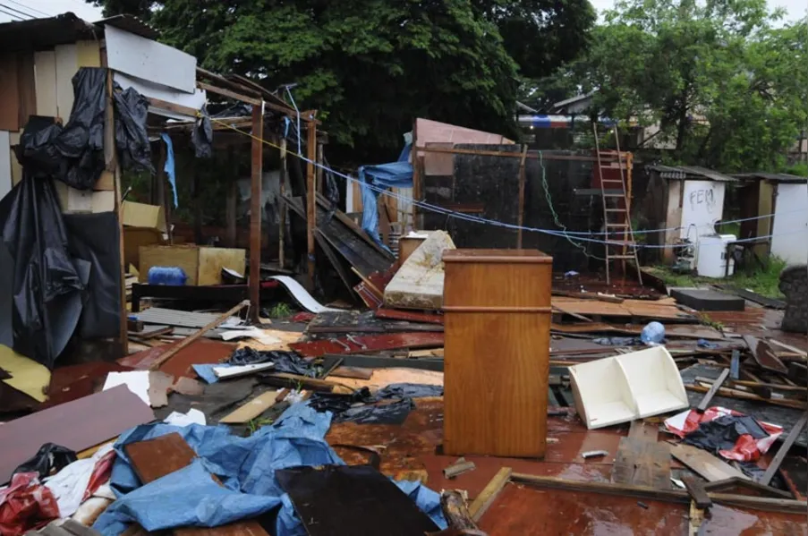 Invasores desocupam terreno do CAPC