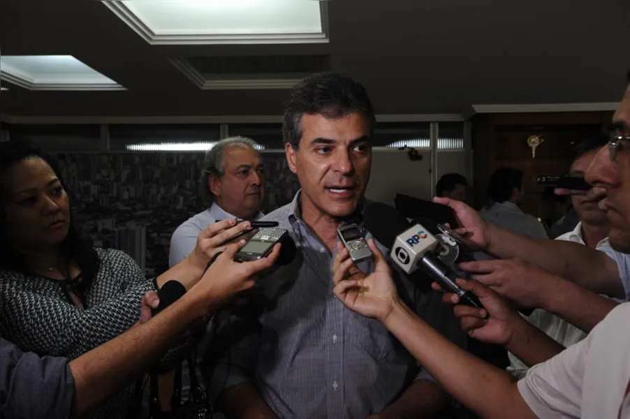 Beto reconhece que medidas econômicas 'custaram caro'