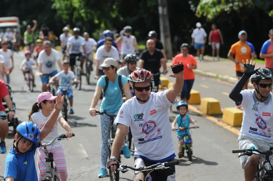 Pedalada contra as drogas movimenta Igapó