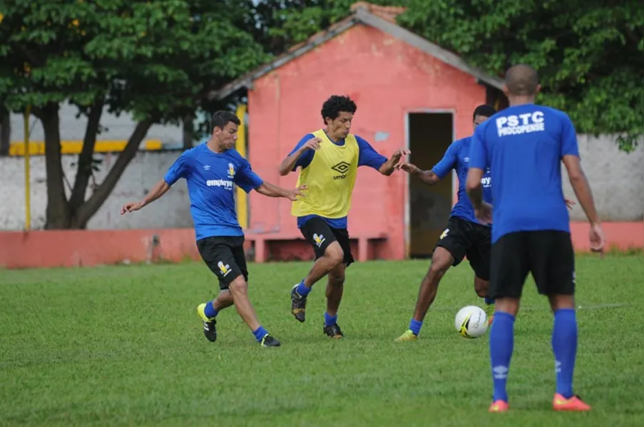 PSTC aposta em base e filosofia na primeira divisão do Paranaense