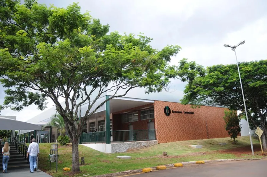 Reformado, RU da UEL reabre na segunda-feira
