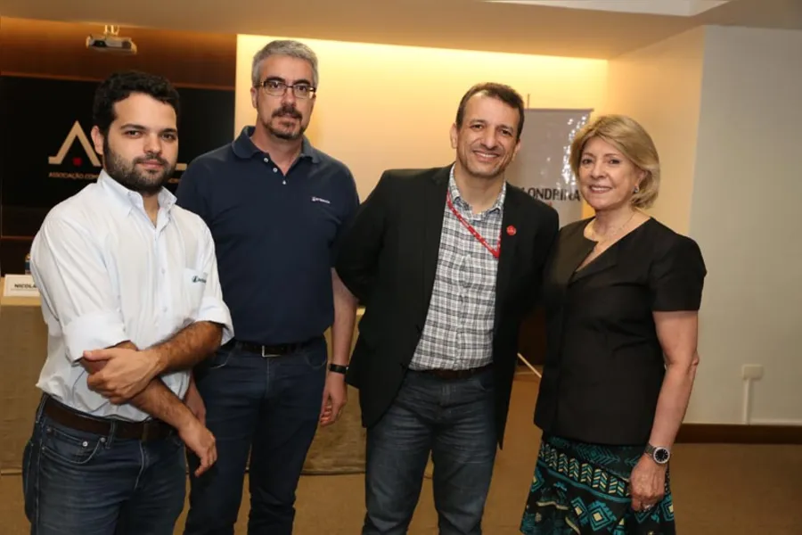 SOCIAL - THIAGO NASSIF