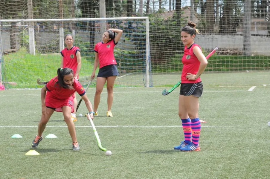 Hóquei de Londrina busca vaga na final do Brasileiro