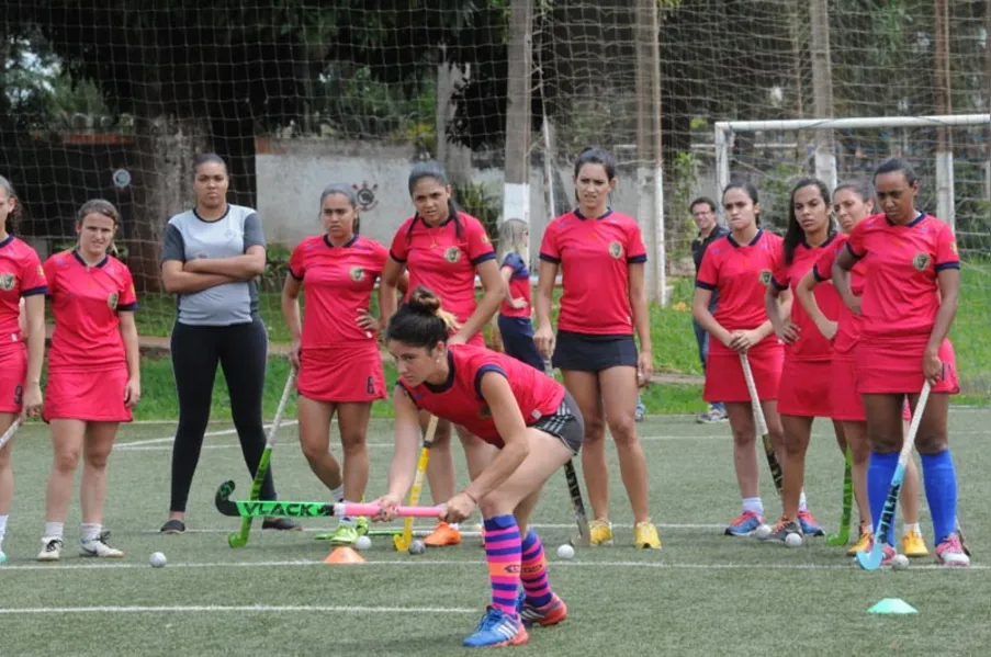 Hóquei de Londrina busca vaga na final do Brasileiro