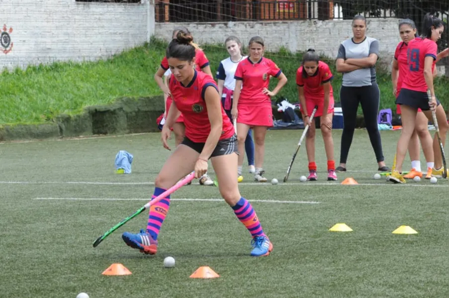 Hóquei de Londrina busca vaga na final do Brasileiro