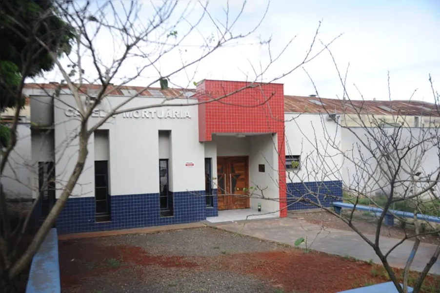 Obra em capela mortuária é alvo de reclamações