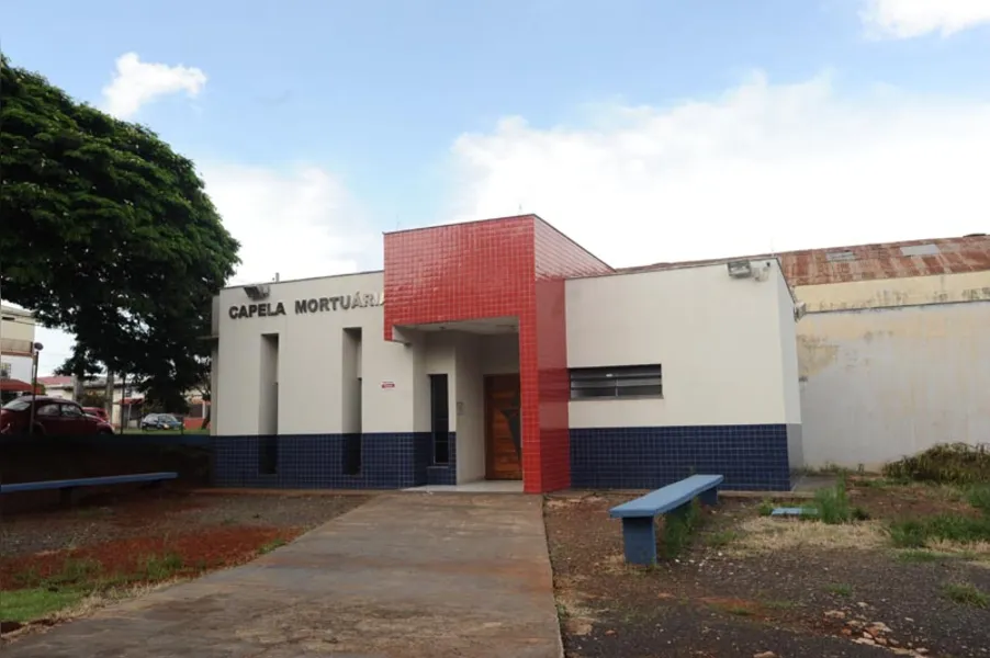 Obra em capela mortuária é alvo de reclamações