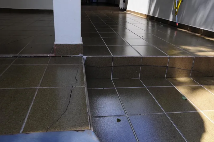Moradores reclamam de estrondos e tremores