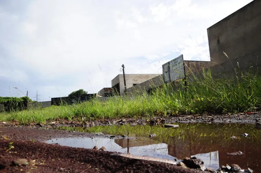 Com obras paradas, Estado renova locação de prédio do IML