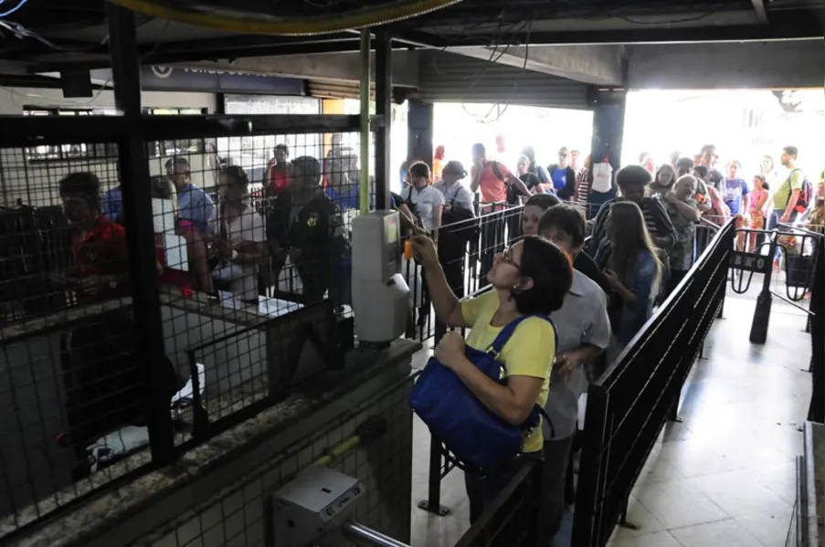 Tarifa de ônibus sobe para R$ 3,60 em Londrina