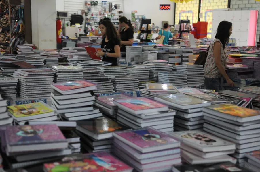 Pais: preparem o bolso para o volta às aulas