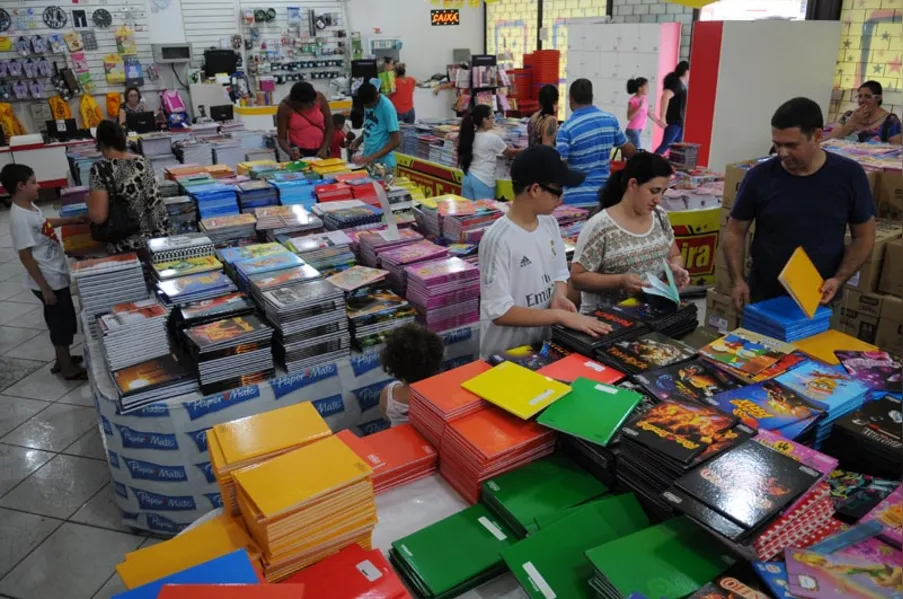 Pais: preparem o bolso para o volta às aulas