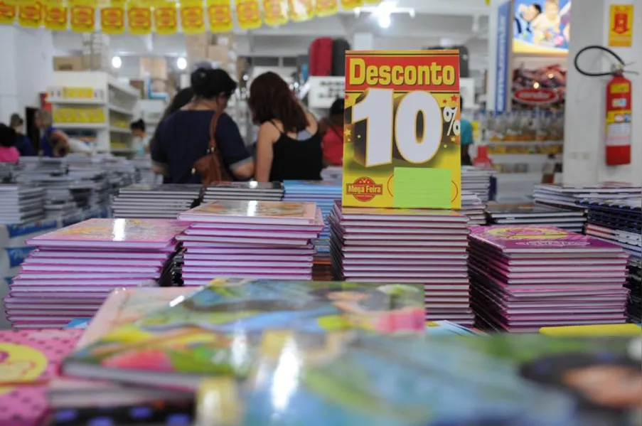 Pais: preparem o bolso para o volta às aulas