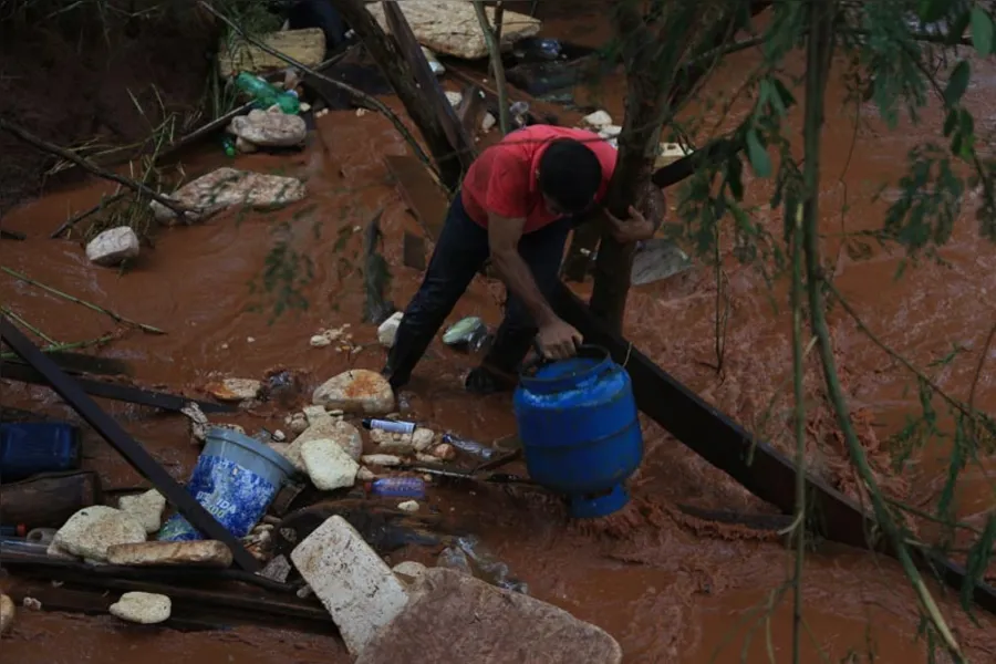 Jataizinho tem 6,4 mil pessoas afetadas na maior cheia em 20 anos