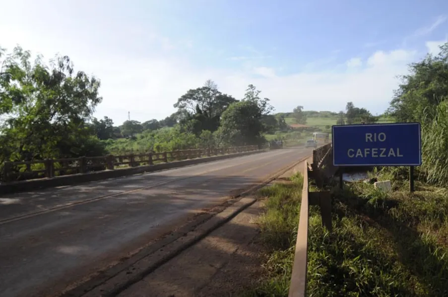 Dois dias após temporal, moradores da zona rural permanecem isolados