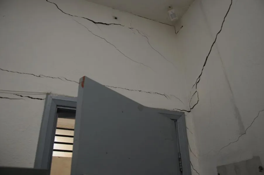 Educação adia volta às aulas