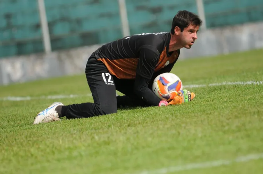 Marcelo quer manter rotina de sucesso de goleiros no Londrina