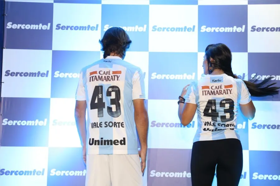Nova camisa homenageia fundação do Londrina