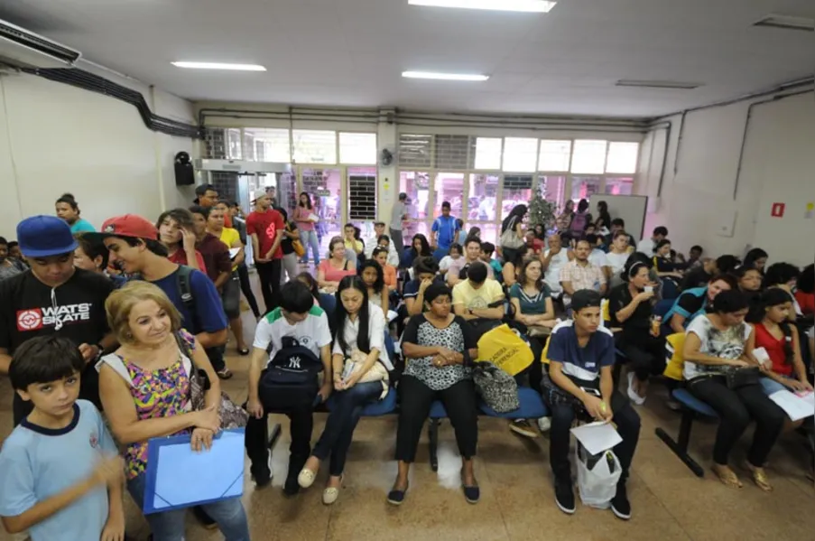 Usuários enfrentam filas para cadastro no Passe Livre