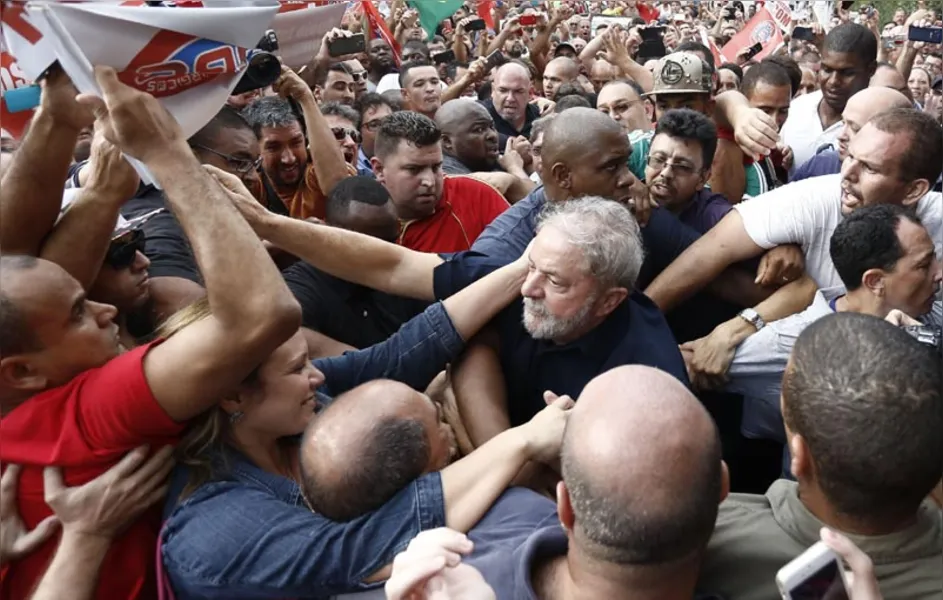 Lava Jato mira patrimônio oculto de Lula