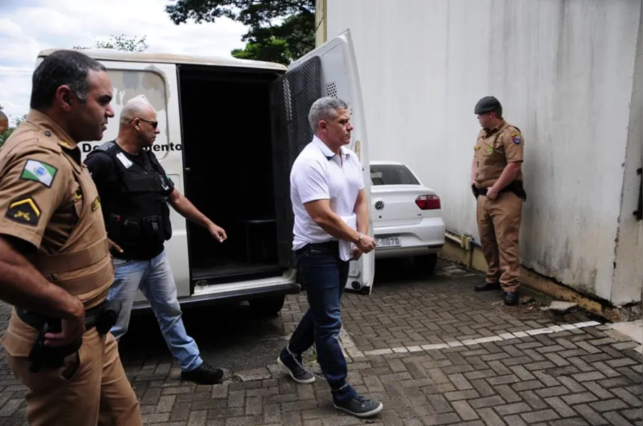 Delator reafirma suposta ingerência política na Receita