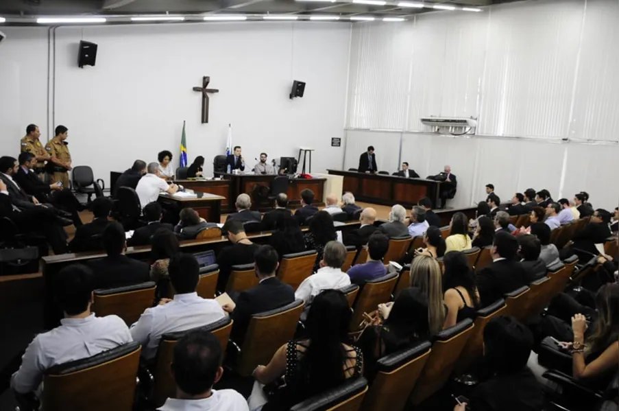 Delator reafirma suposta ingerência política na Receita