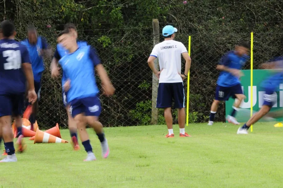 Londrina já usou 22 jogadores no Paranaense