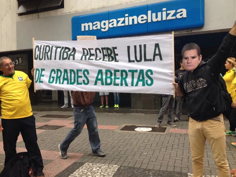 Manifestação em Londrina termina com 90 mil pessoas, afirma PM