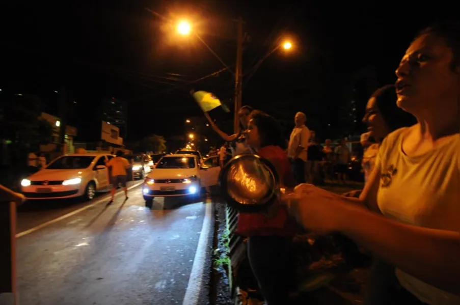 PROTESTO E RENÚNCIA