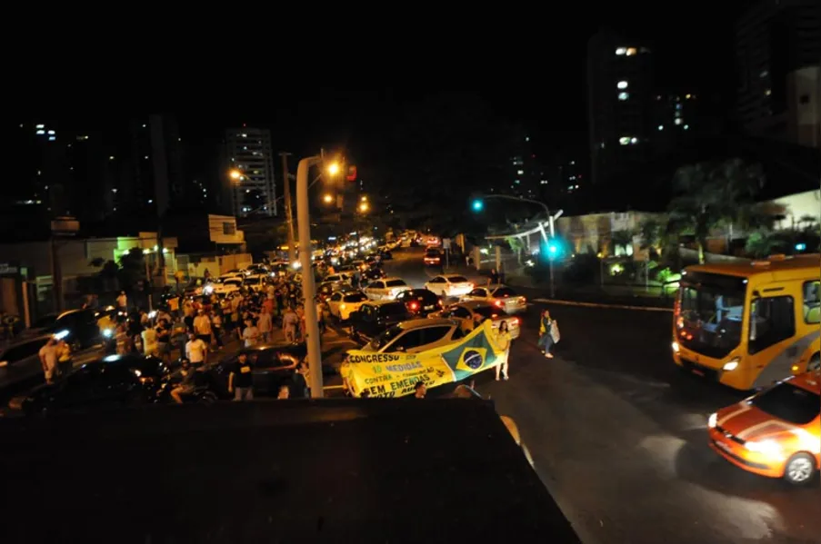 PROTESTO E RENÚNCIA