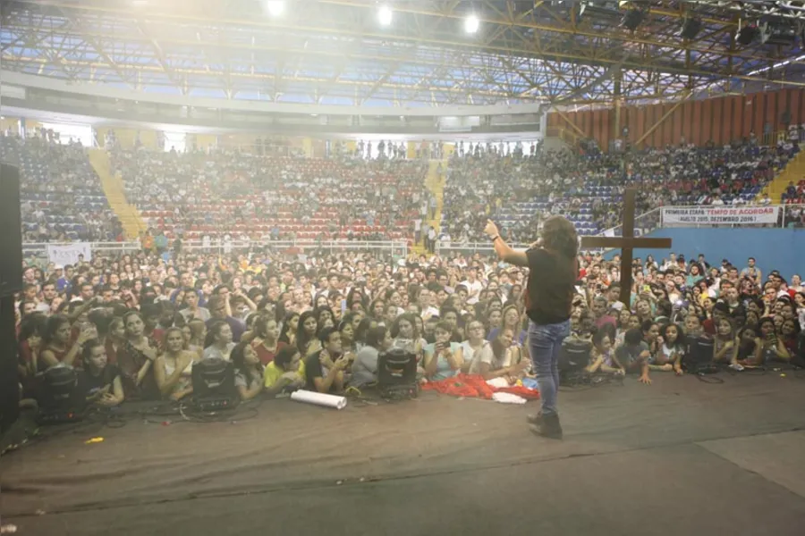 Jornada reúne 3 mil jovens missionários