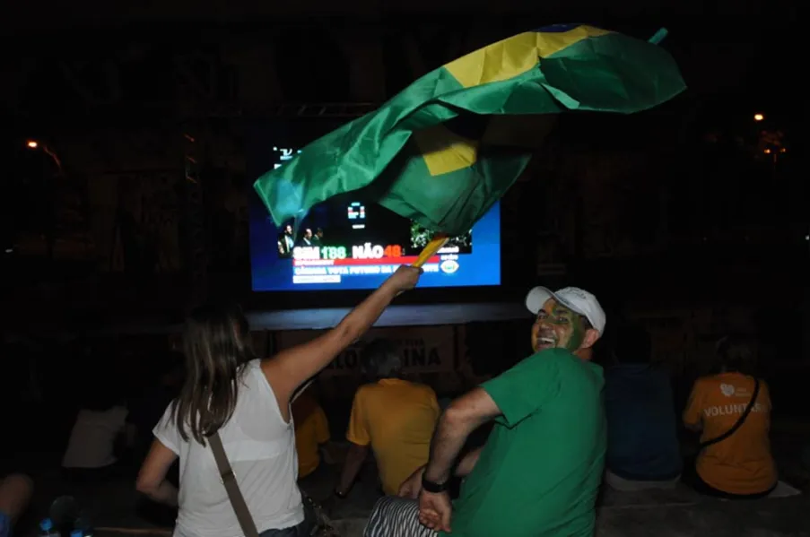 Londrinenses comemoram no Zerão