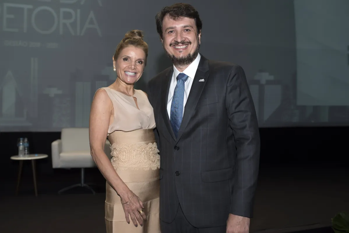 Mônica Paganucci Ontivero e Fernando Moraes