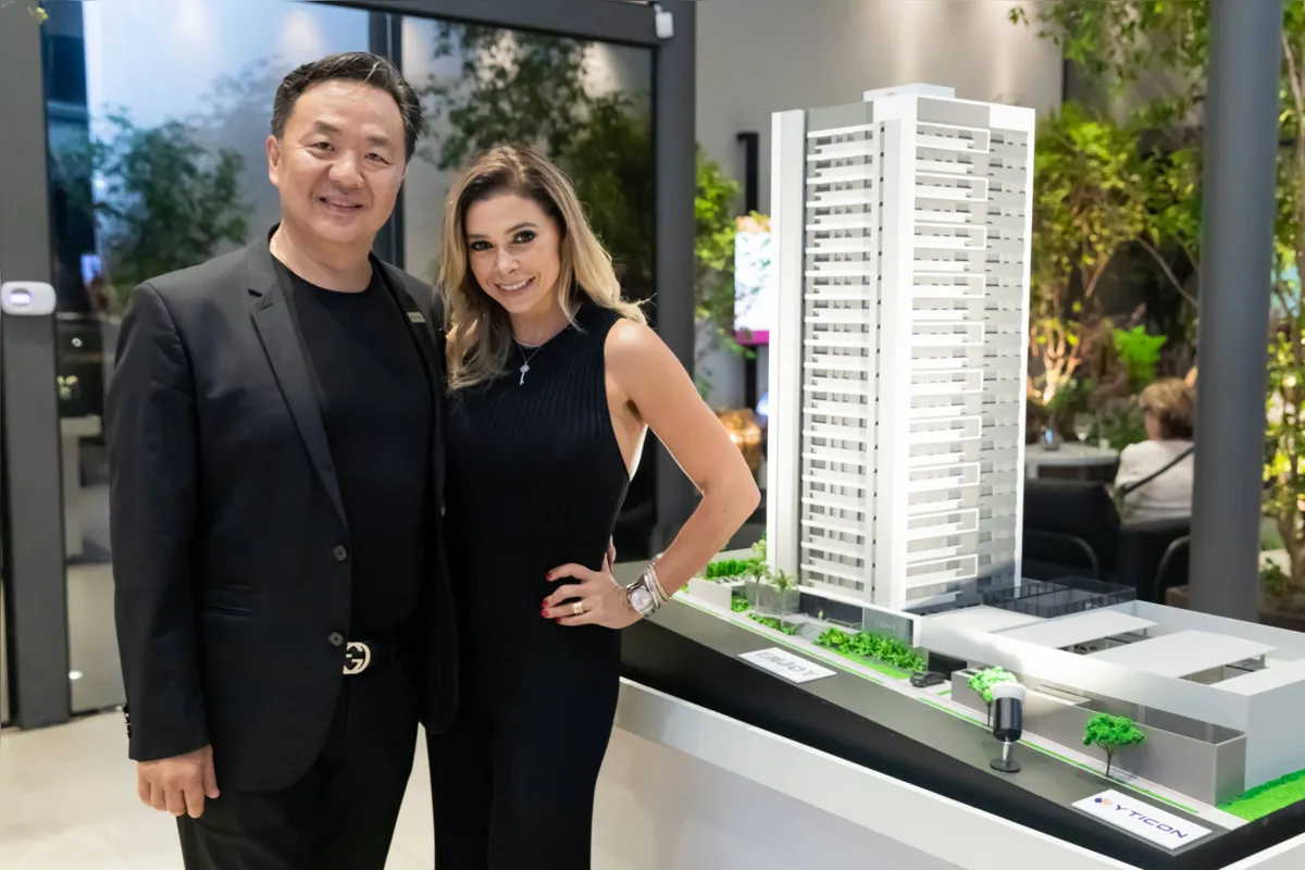 Leonardo e Anita Yoshii