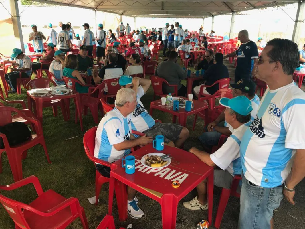 Muitos torcedores compareceram para prestigiar o aniversário do clube
