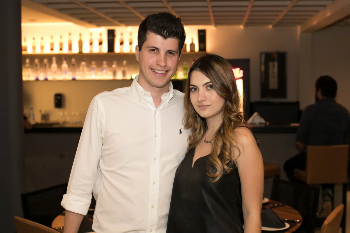 Alexandre Filho e Isabela Mayer