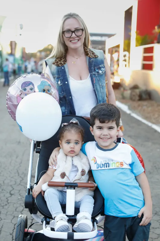Fernanda Bosco e os filhos, Sofia e Davi