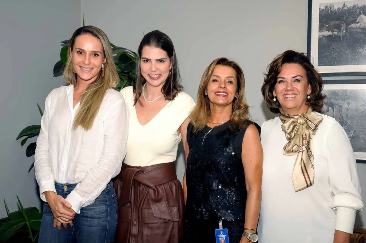 Luly Barbero Turquino, Roberta Meneghel Vilela, Rita Ribeiro e Silvana Kantor