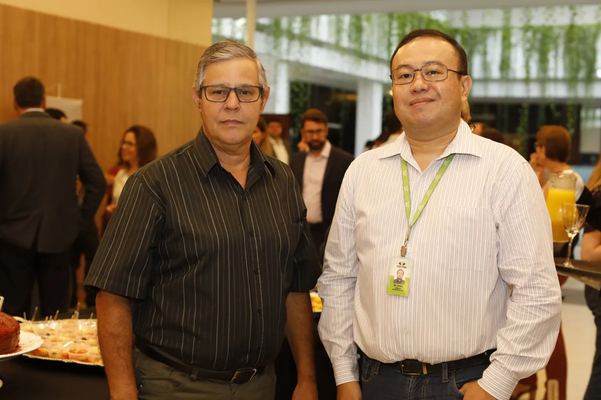 João Batista e Ricardo Yamaguti 