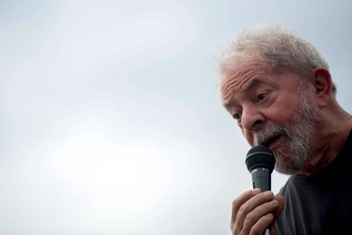 Com decisão, Lula atingiria o cumprimento de um sexto da pena no caso do tríplex de Guarujá (SP) em setembro, pouco antes de completar um ano e meio na prisão