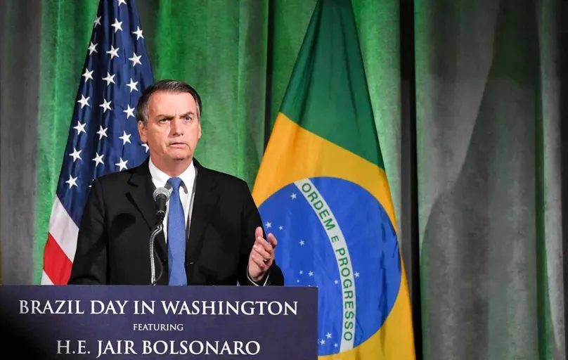 Jair Bolsonaro, em Washington: argumento é que o turismo brasileiro deve se beneficiar com a medida