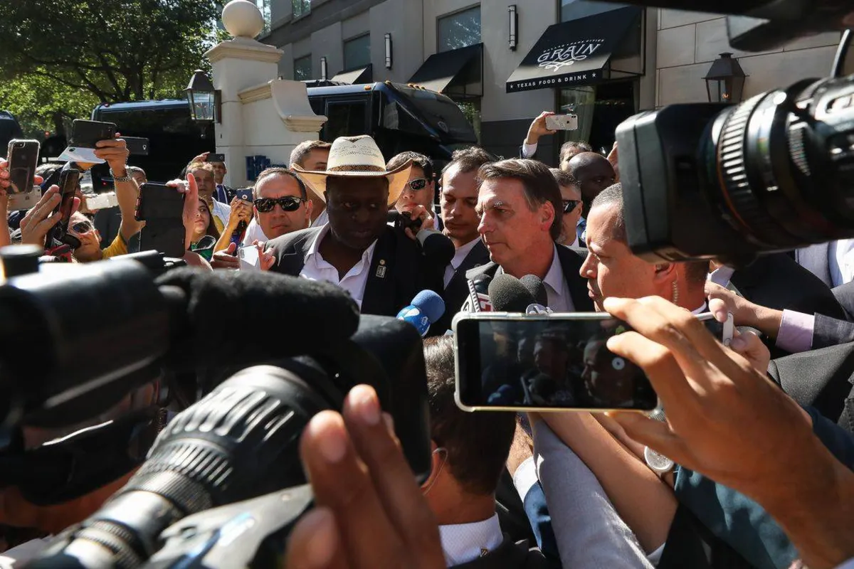 Declaração foi dada durante coletiva em Dallas; presidente ainda classificou movimento como "massa de manobra"