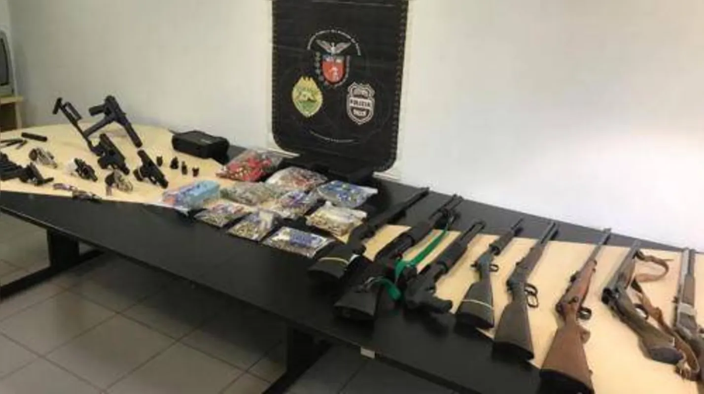 Imagem ilustrativa da imagem Diretor de clínicas investigadas pelo MP vira réu em ação de apreensão de armas