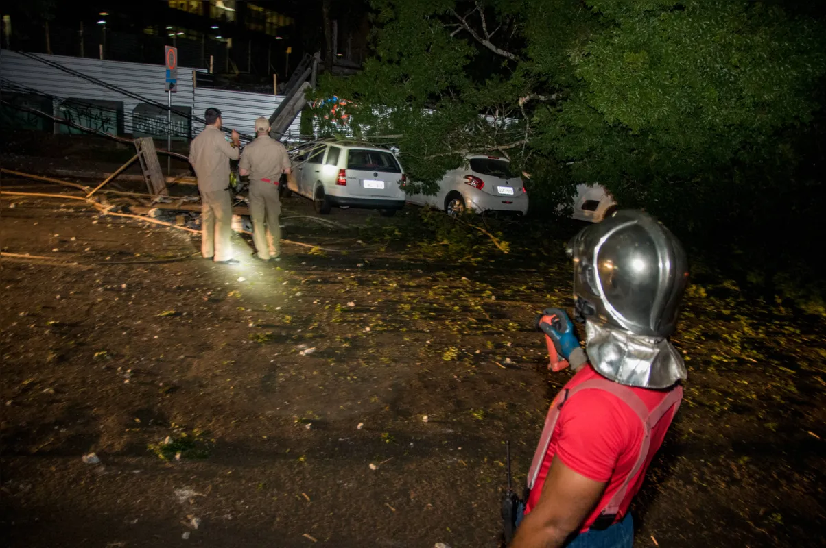 Imagem ilustrativa da imagem Casal ferido em desabamento de parte do Fórum Criminal de Londrina recebe alta