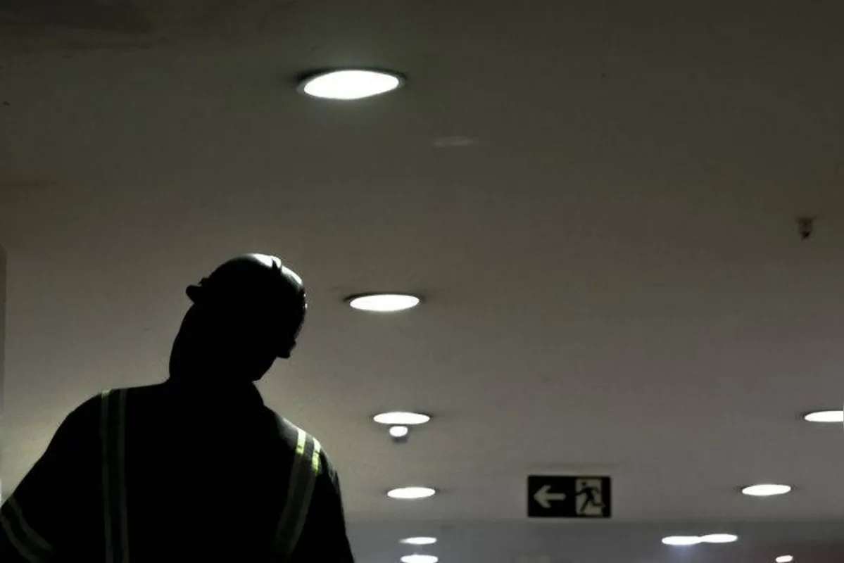 Imagem ilustrativa da imagem Aneel autoriza aumento na conta de luz dos paranaenses